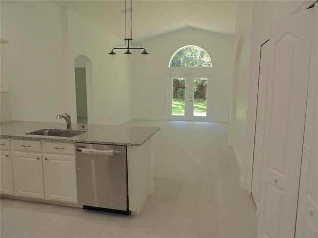 Building Photo - 10006 Brodbeck Blvd