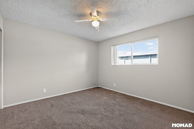 Building Photo - 6502 N 17th Ave