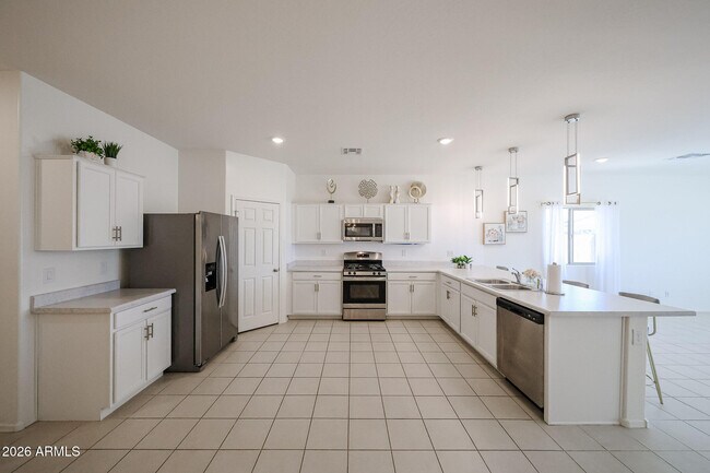Building Photo - 7161 N 128th Ave