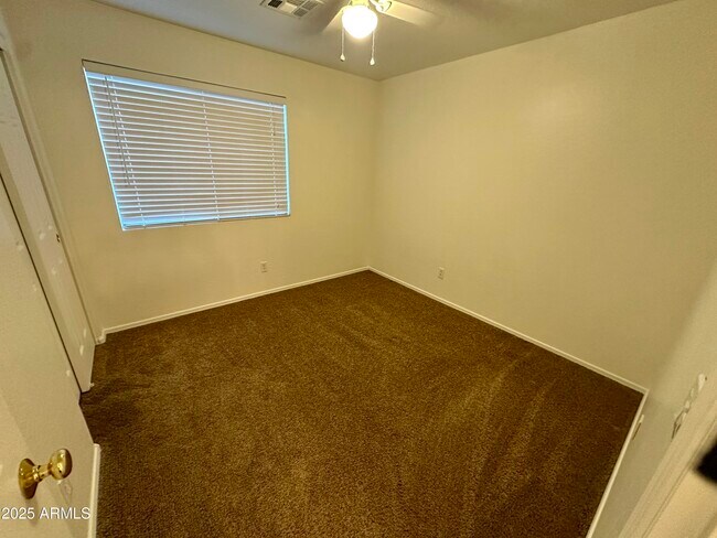 Building Photo - 14443 N 147th Dr