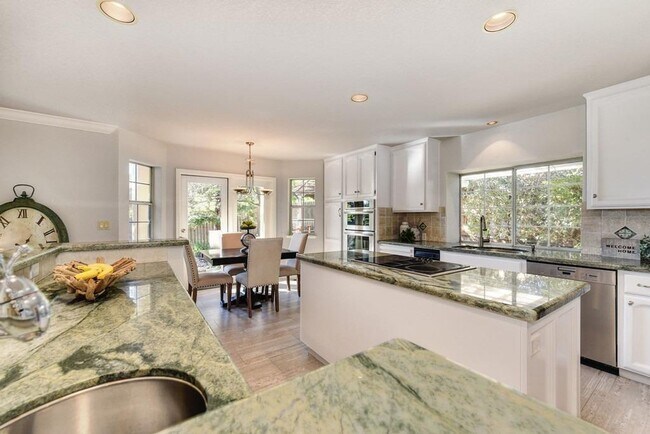 Building Photo - Elegant Granite Bay Home Located in Treelake Village and the  Eureka Union School District