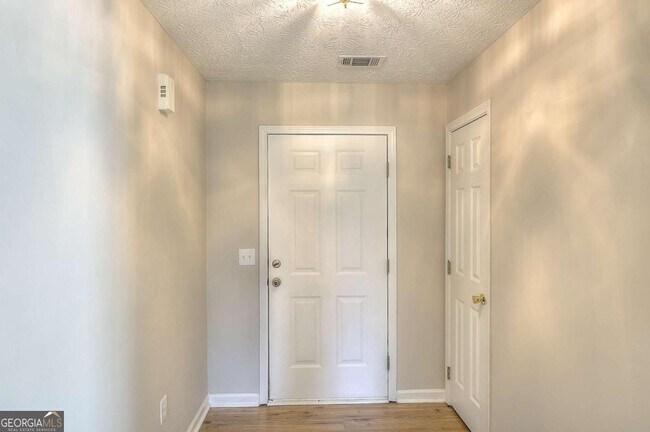 Building Photo - 4160 Janel Ln
