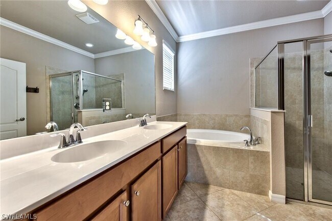 Building Photo - 13546 Messino Ct