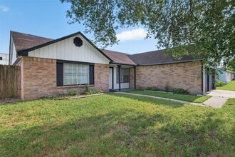 Building Photo - 8203 Lone Quail Dr
