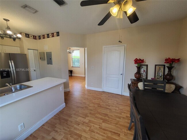 Building Photo - 820 NE 212th Terrace