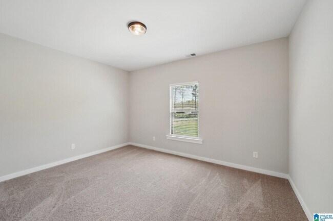 Building Photo - 439 Troubadour Ln