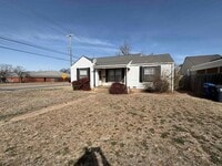 Building Photo - 2330 W Randolph Ave