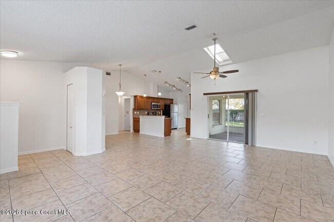 Building Photo - 816 Hunters Creek Dr