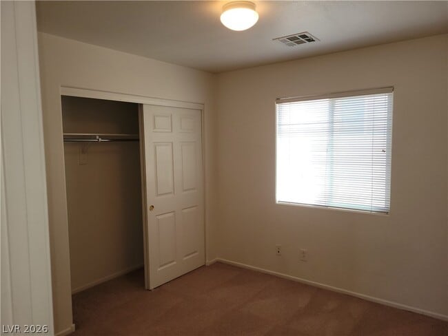 Building Photo - 9275 Hollander Ave