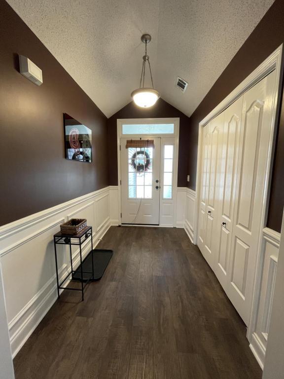 Building Photo - 119 Blackstone Court