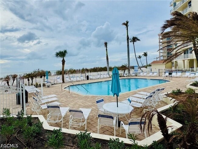 Building Photo - 7330 Estero Blvd