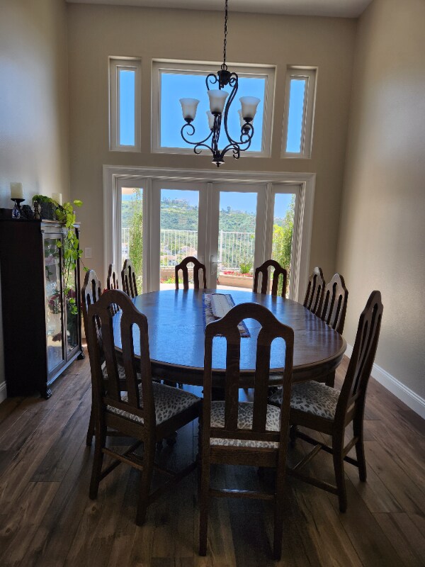 Building Photo - 1509 Avenida De Nogales