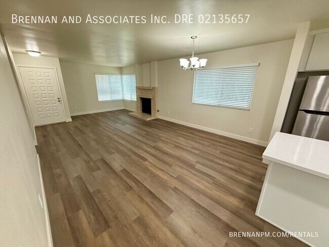 Building Photo - 9046 Ildica St