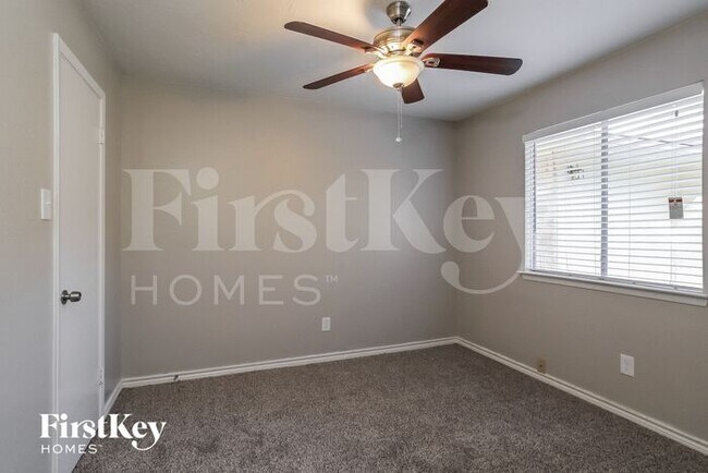 Building Photo - 18822 Pine Trace Ct