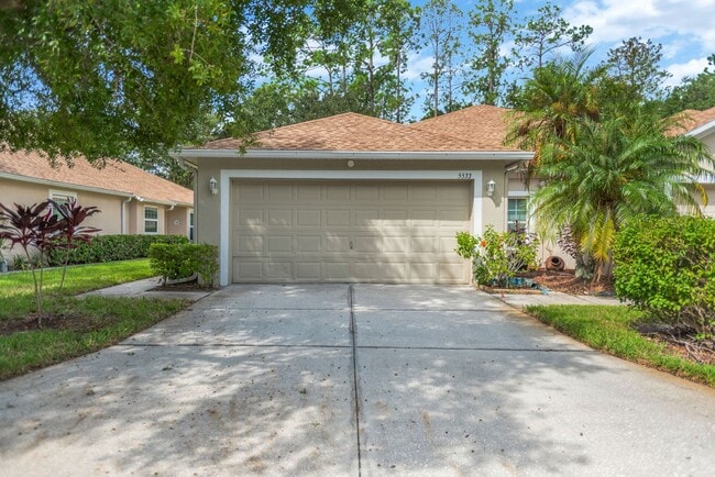 Primary Photo - Zephyrhills Rental