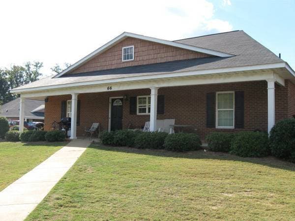 Building Photo - 4bed/4bath in Eagles Landing for JULY!