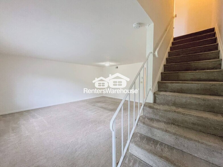 Building Photo - 3313 Shasta Ct