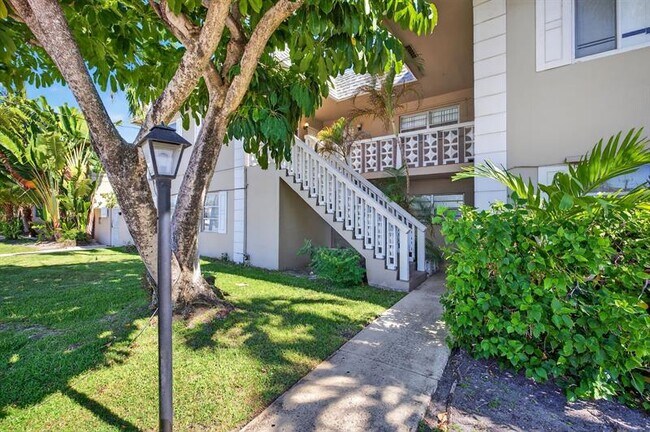 Building Photo - 510 SW 15th St