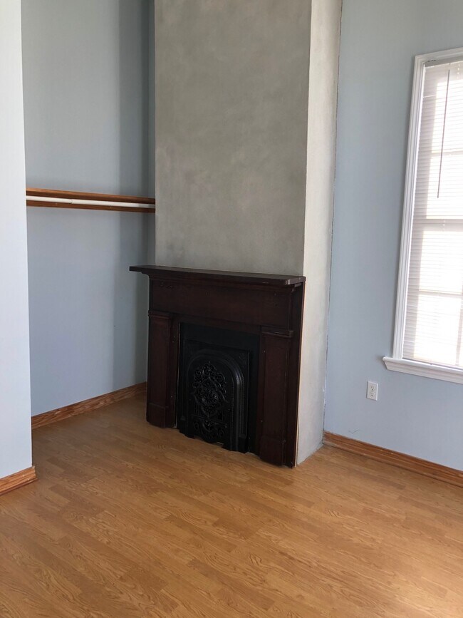 Building Photo - 2100 Oretha Castle Haley Blvd