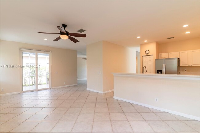 Building Photo - 1306 Banyan Way