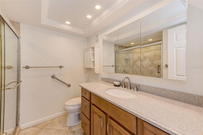 Building Photo - 10215 Regal Dr