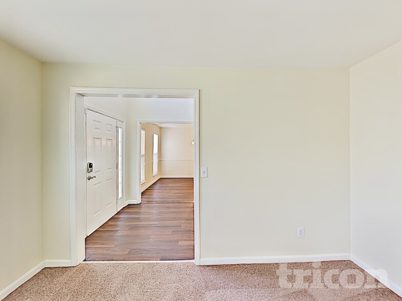 Building Photo - 2083 Prescott Way