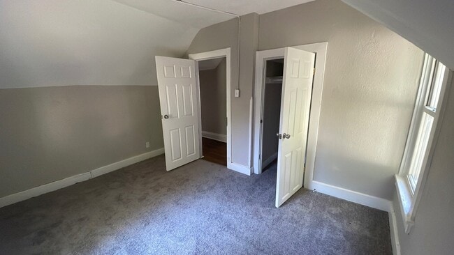 Building Photo - 609 Voris St