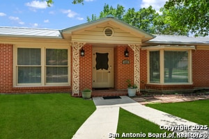 Building Photo - 117 Danube Dr