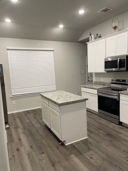 Building Photo - 11375 Underwood St