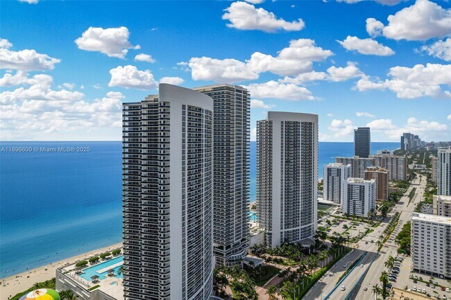 Building Photo - 1830 S Ocean Dr