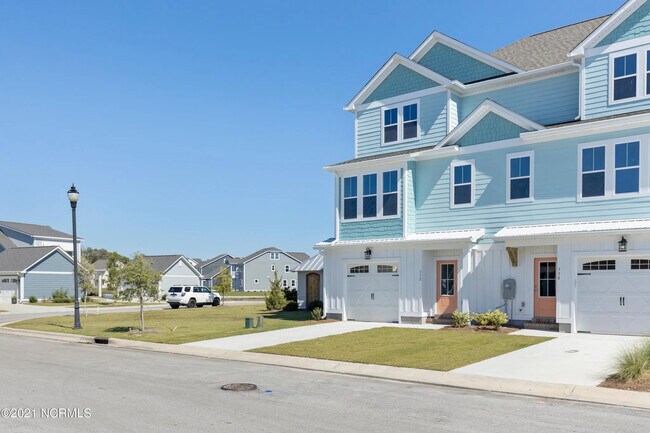 Building Photo - 332 Gannet Pl