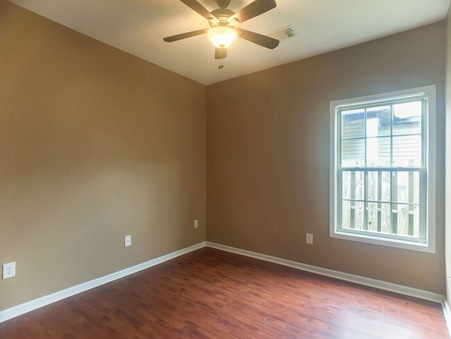 Building Photo - 12945 Garden Creek Ln