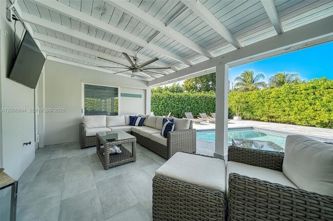 Building Photo - 10600 SW 80th Ct