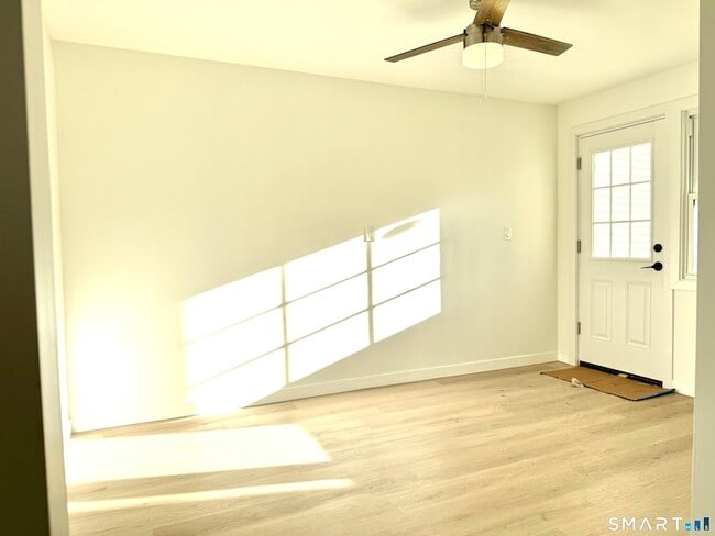 Building Photo - 275 Dayton Rd