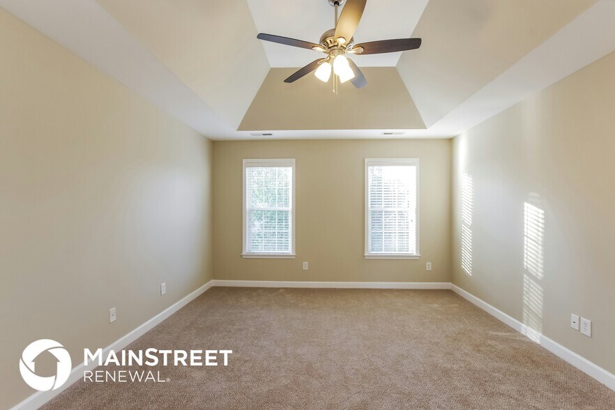 Building Photo - 5512 Strabane Dr
