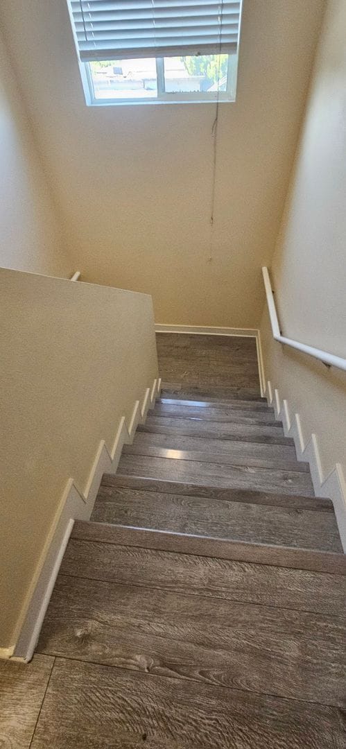 Building Photo - 85(1631)