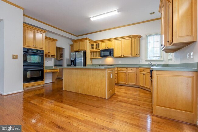 Building Photo - 21935 Windover Dr