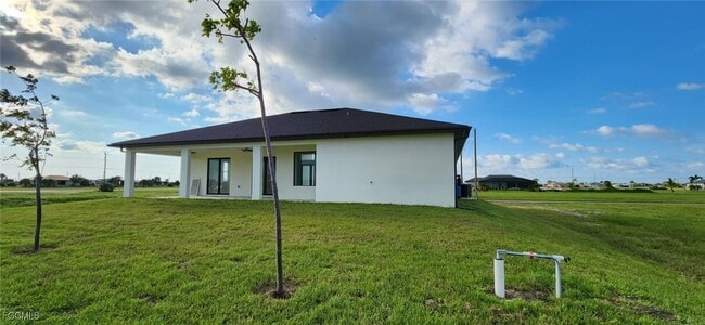 Building Photo - 4011 NW 38th Ln