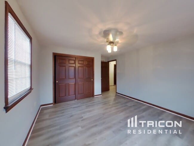 Building Photo - 2585 Cherry Ct