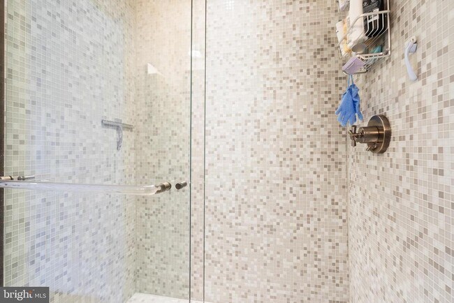 Building Photo - 1944 N Cleveland St