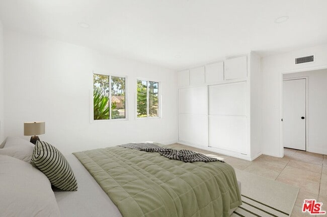 Building Photo - 22717 Miranda St