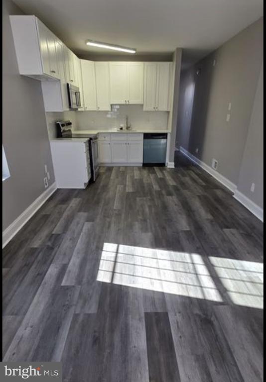 Building Photo - 201 N Rose St