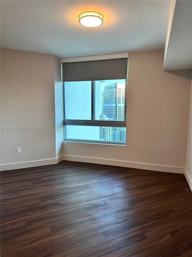 Building Photo - 350 S Miami Ave