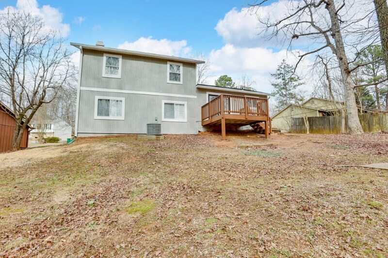 Building Photo - 837 Forest Path