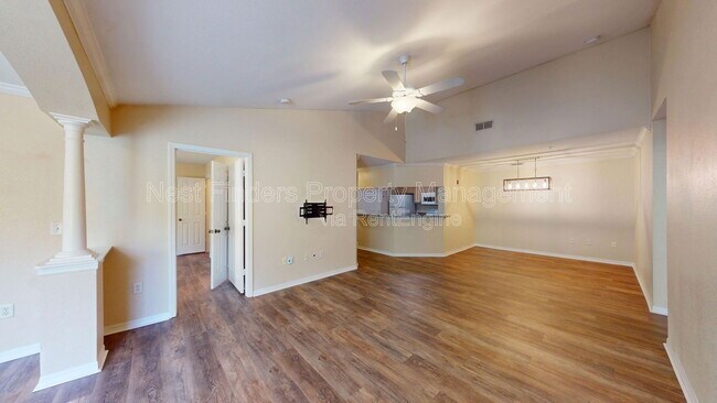 Building Photo - 7800 Point Meadows Dr