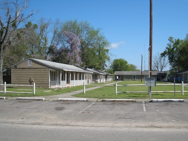 Building Photo - 1612-1622 Colleton Ave SE