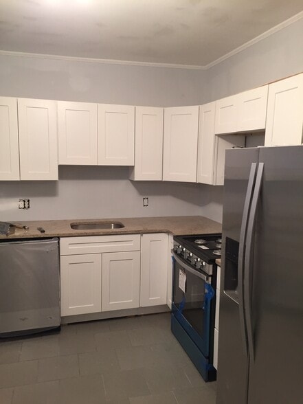 Building Photo - 203 Levering St