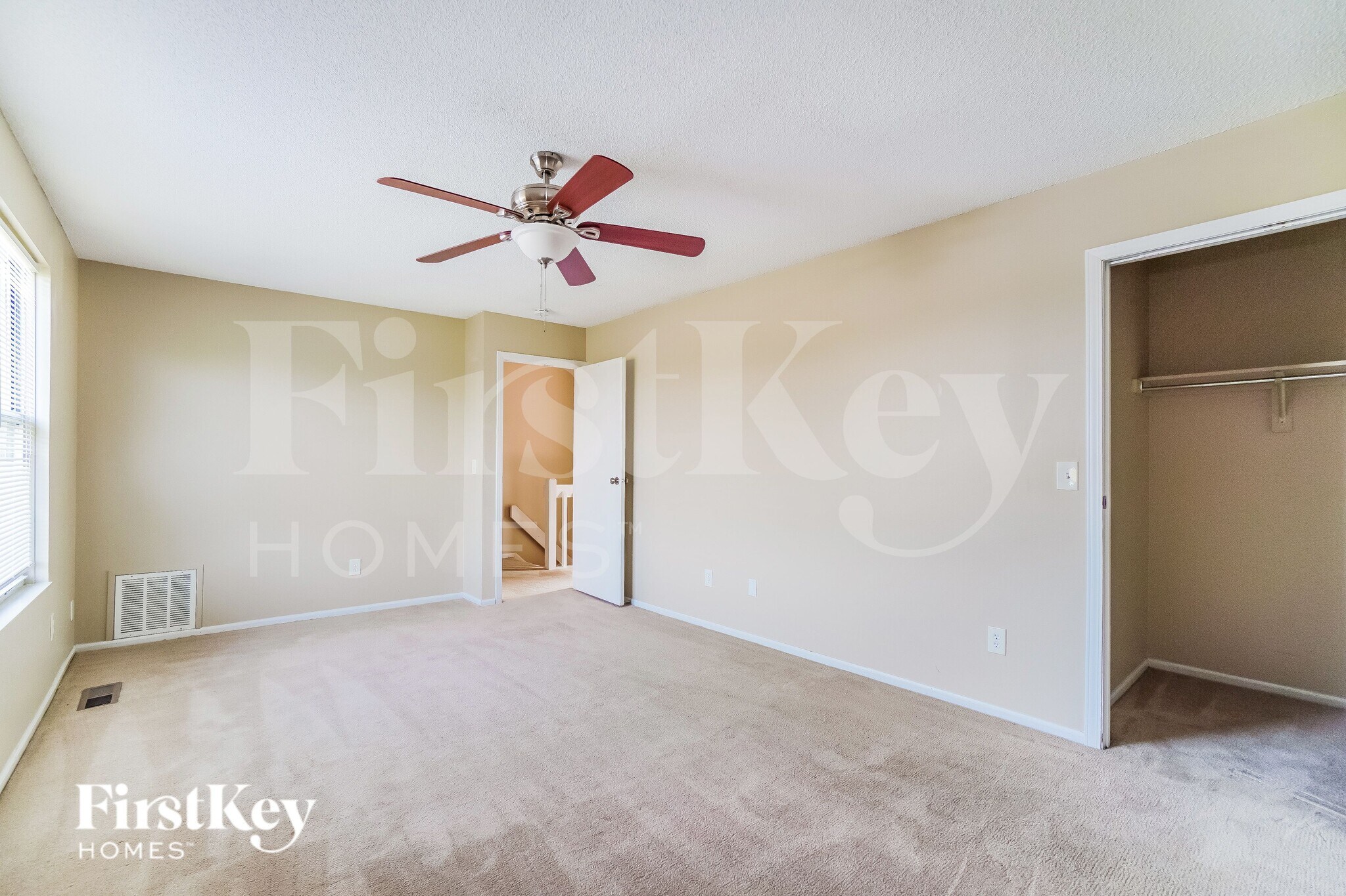 Building Photo - 6266 Glencairn Cir