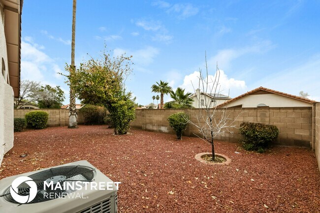 Building Photo - 1913 N 128th Ave