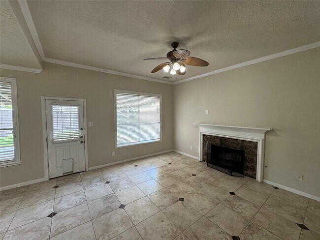 Building Photo - 10310 Sable Trail Ln
